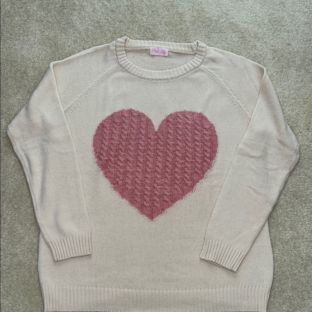 Beautiful lightweight sweater.